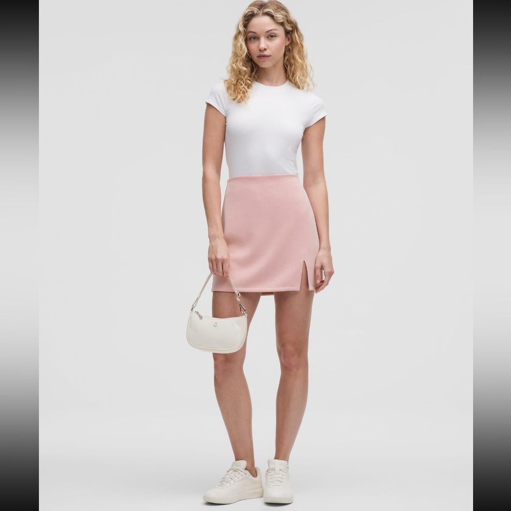 NWT! Lululemon Softstreme High-Rise Mini Skirt, Size 8